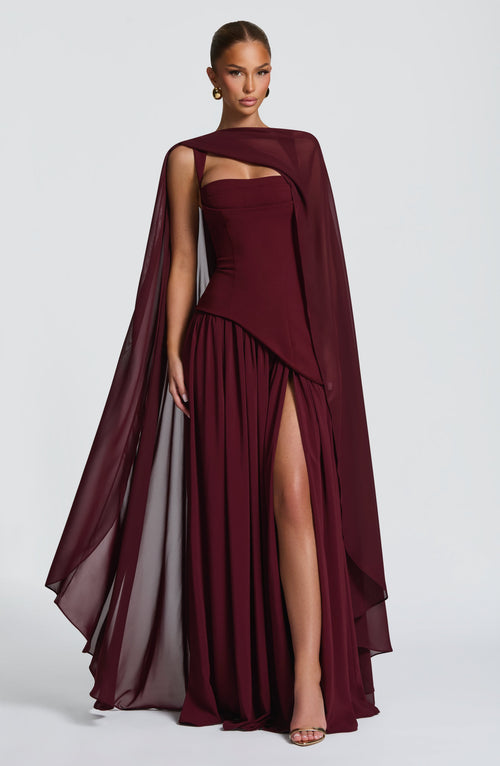 Romy cape — Cherry red