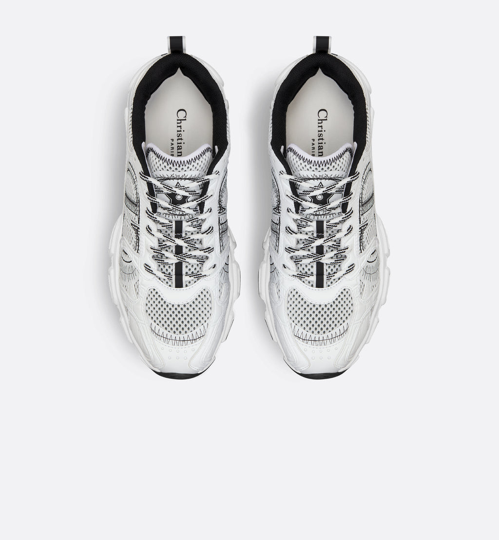 Dior Chrono Sneaker – White & Black