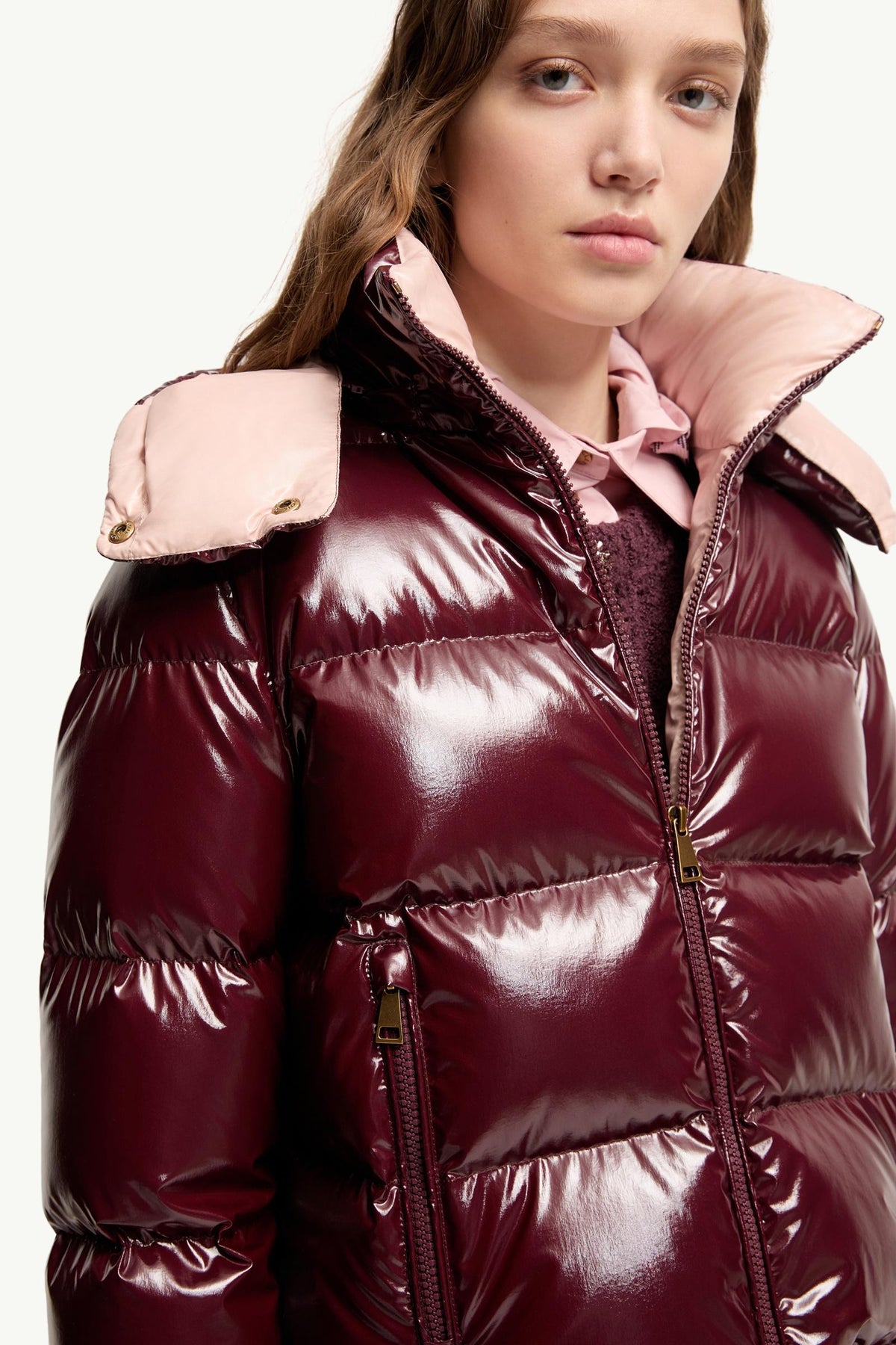 Moncler Niveole Short Down Jacket – Burgundy