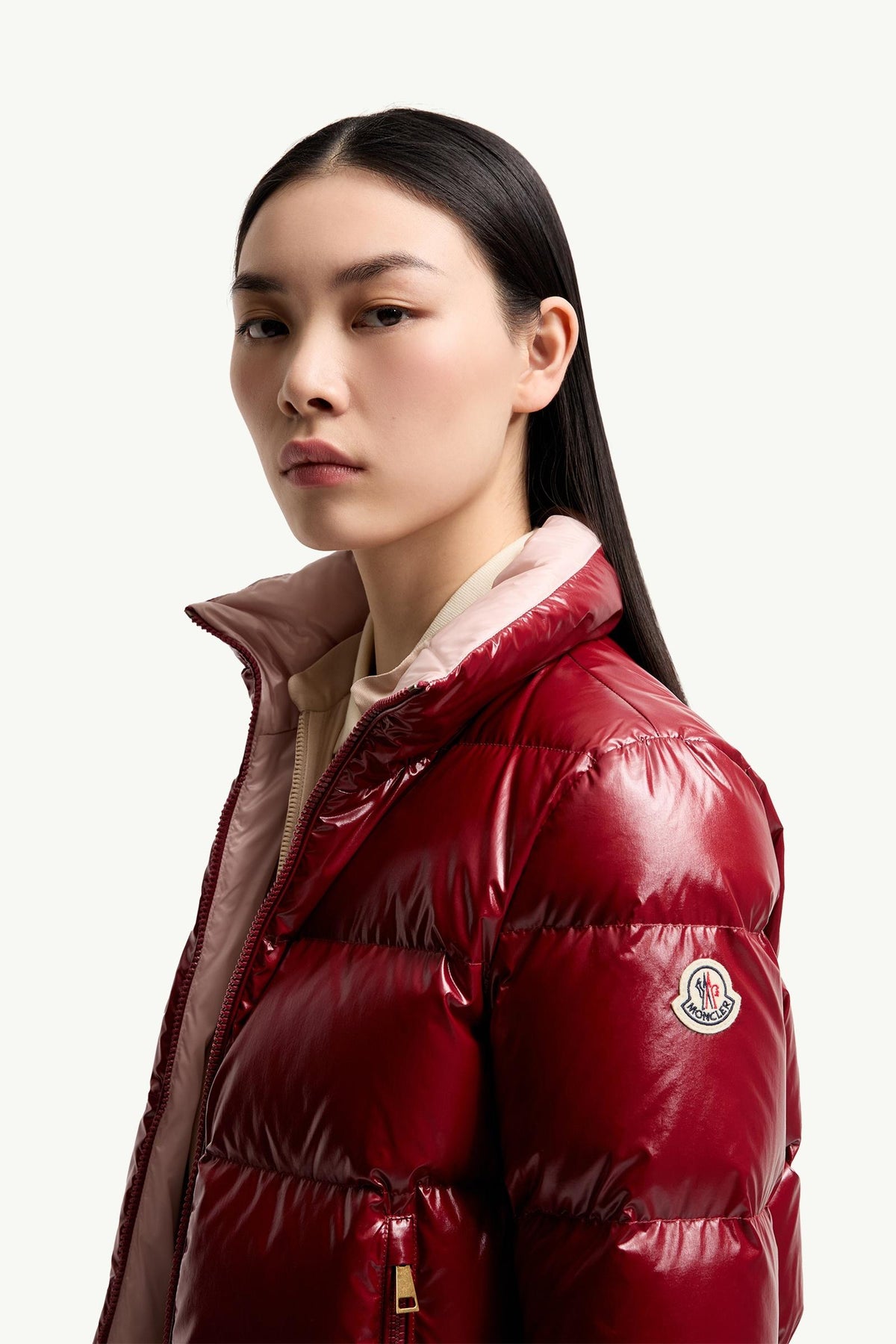 Moncler Niveole Short Down Jacket – Ruby Red