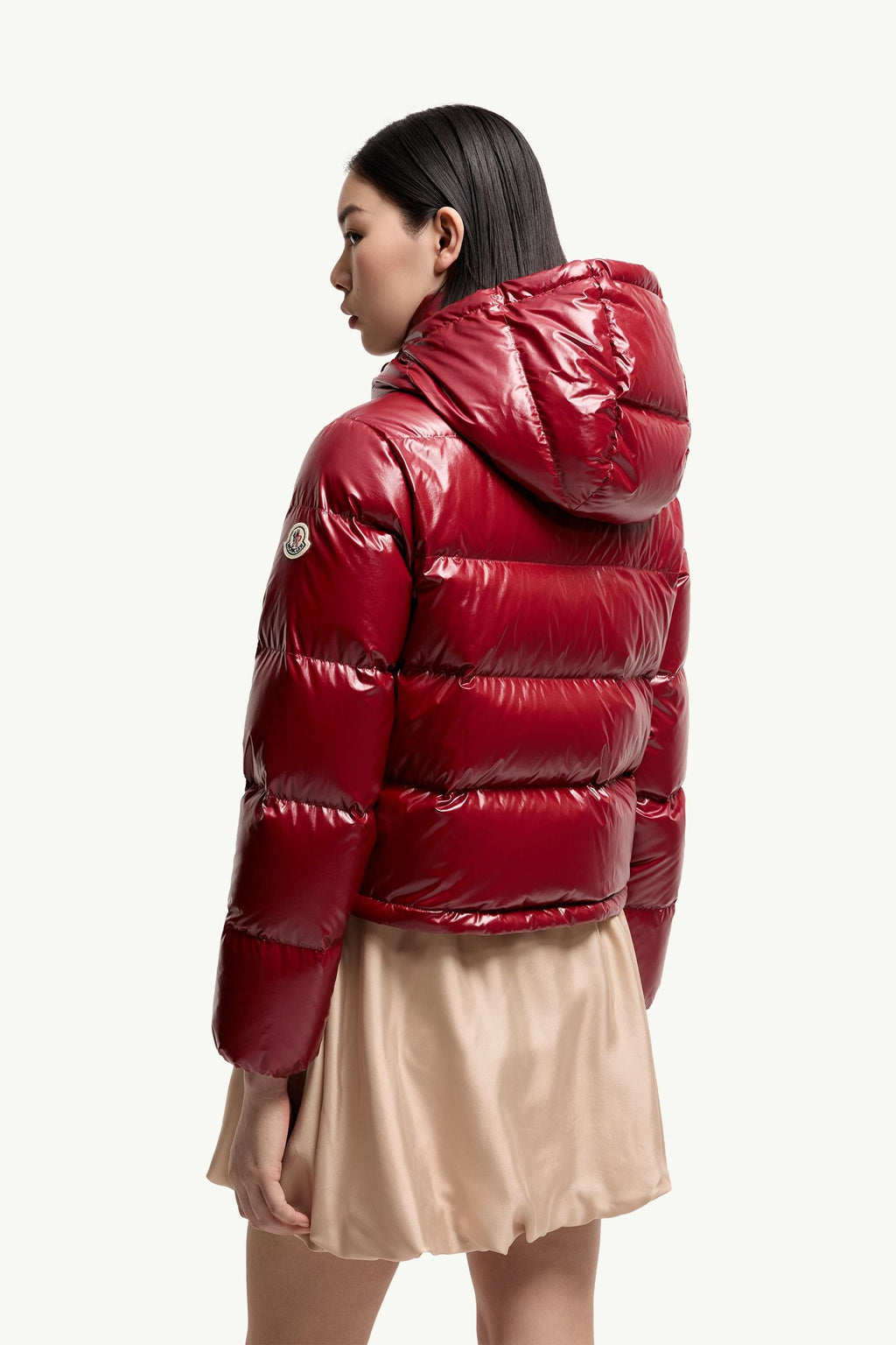 Moncler Niveole Short Down Jacket – Ruby Red