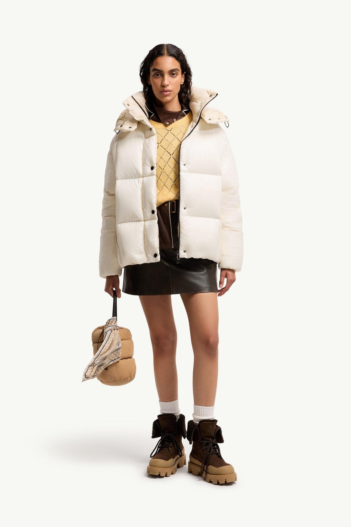 Moncler Parana Hooded Short Down Jacket – White