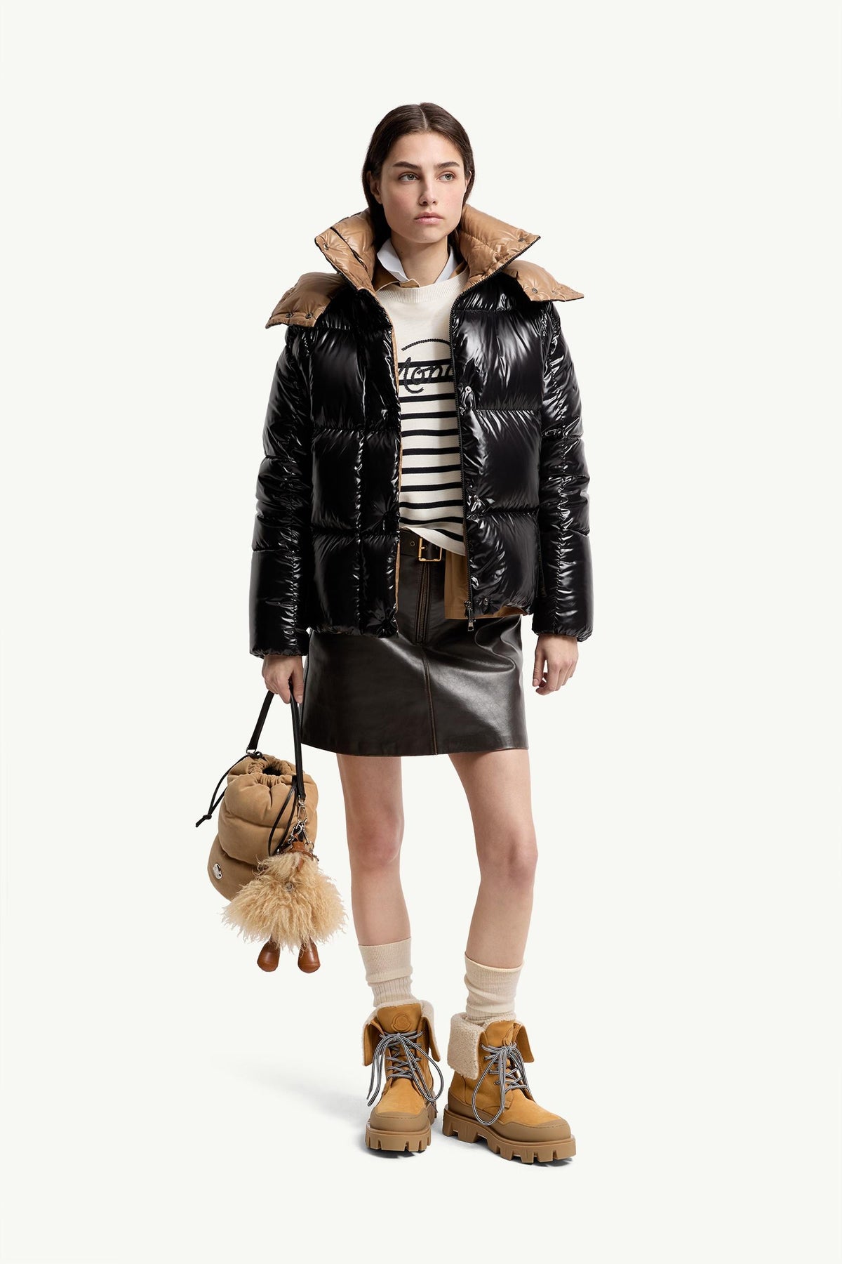 Moncler Parana Hooded Short Down Jacket – Black