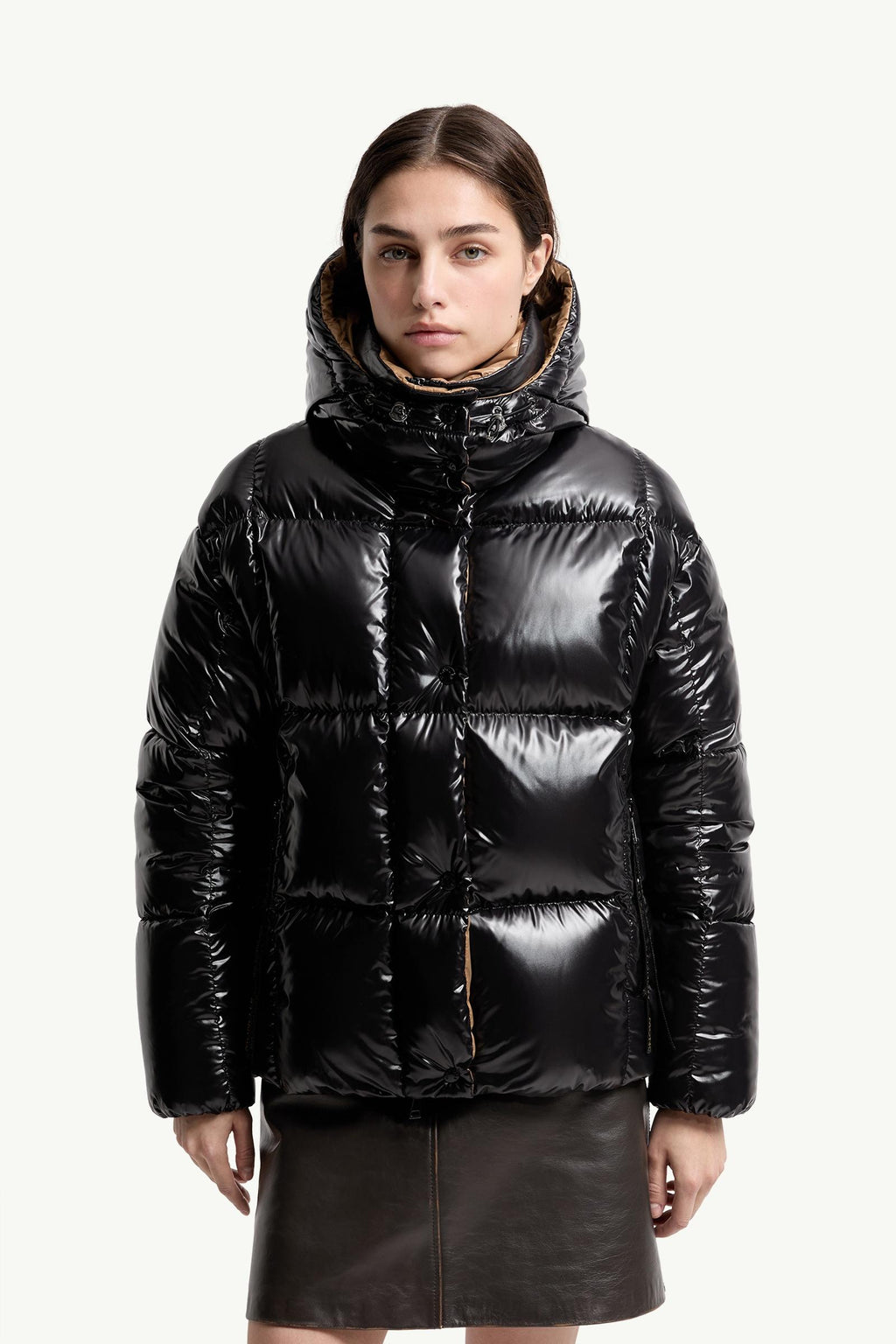 Moncler Parana Hooded Short Down Jacket – Black