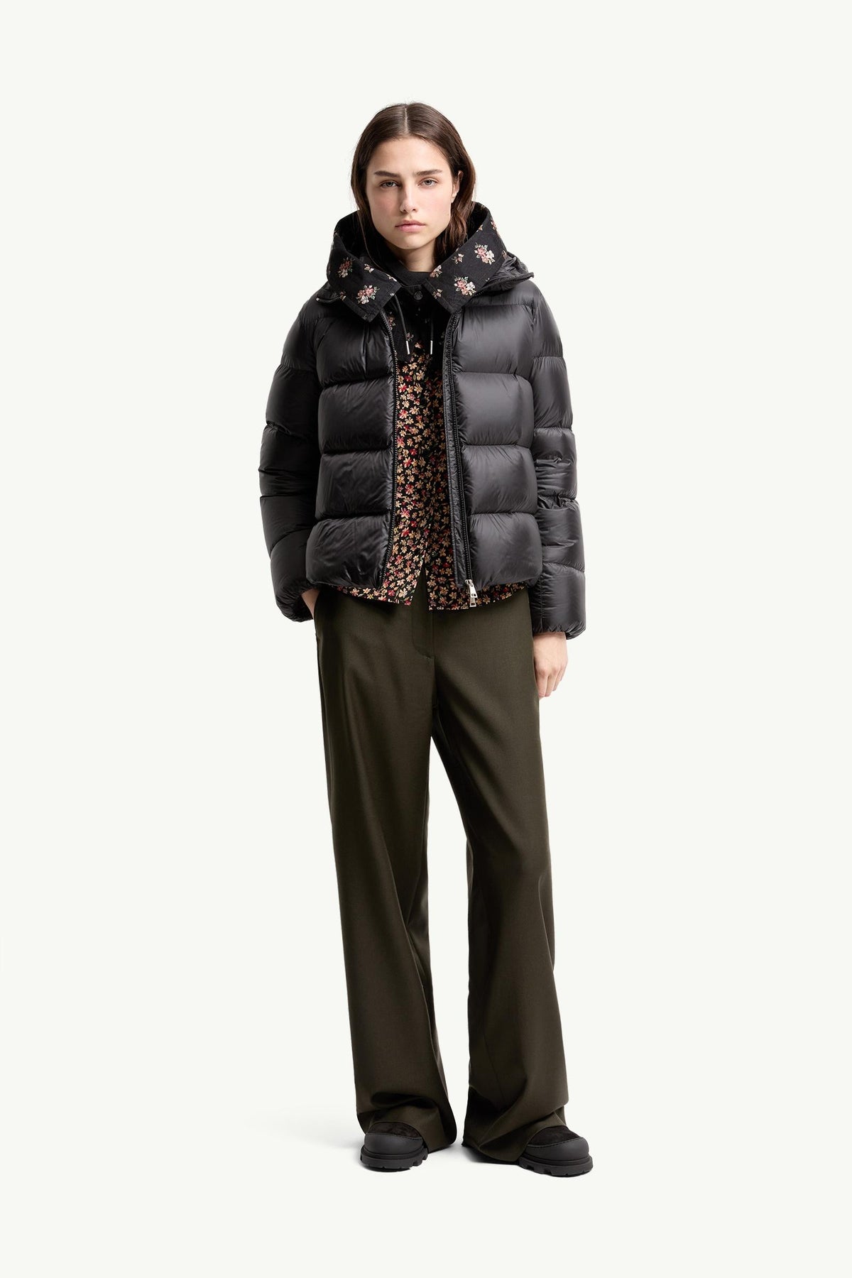 Moncler Feligule Hooded Short Down Jacket – Black