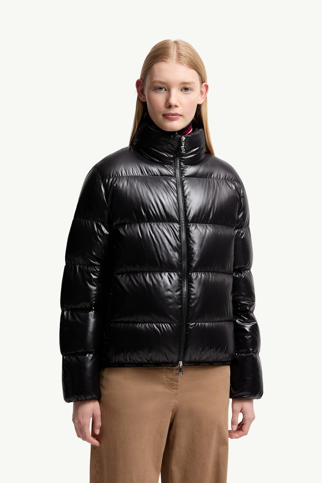 Moncler Abbadia Short Down Jacket – Black