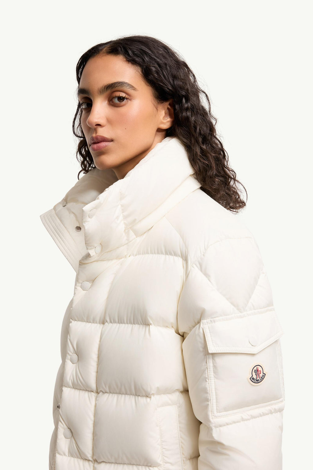 Moncler Maya 70 Hooded Short Down Jacket – White