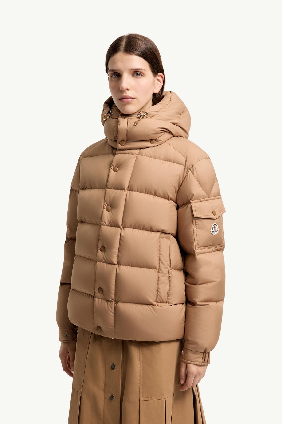 Moncler Maya 70 Hooded Short Down Jacket – Camel Beige