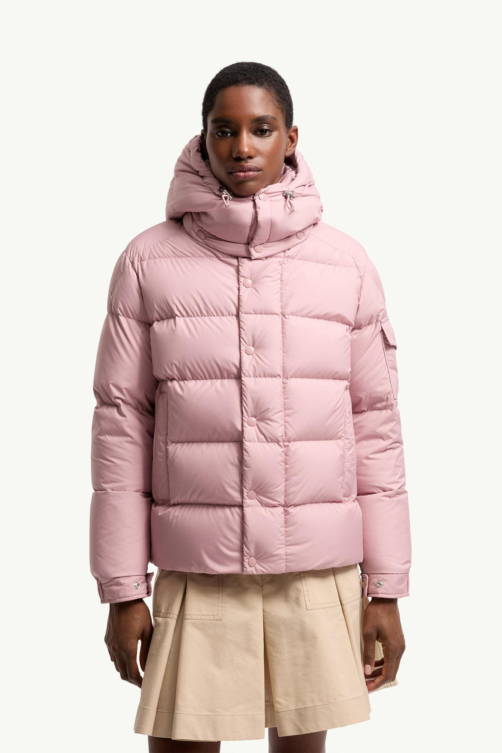 Moncler Maya 70 Hooded Short Down Jacket – Pink